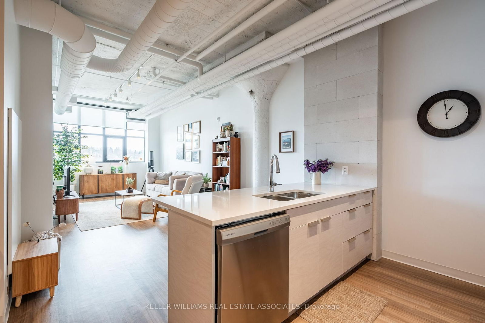 Condo for sale at 414-120 Huron Street, Guelph, St. Patrick's Ward, N1E 0T8 - MLS: X12074247