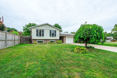 7 Royal Oak Dr, St. Catharines - Martindale Pond