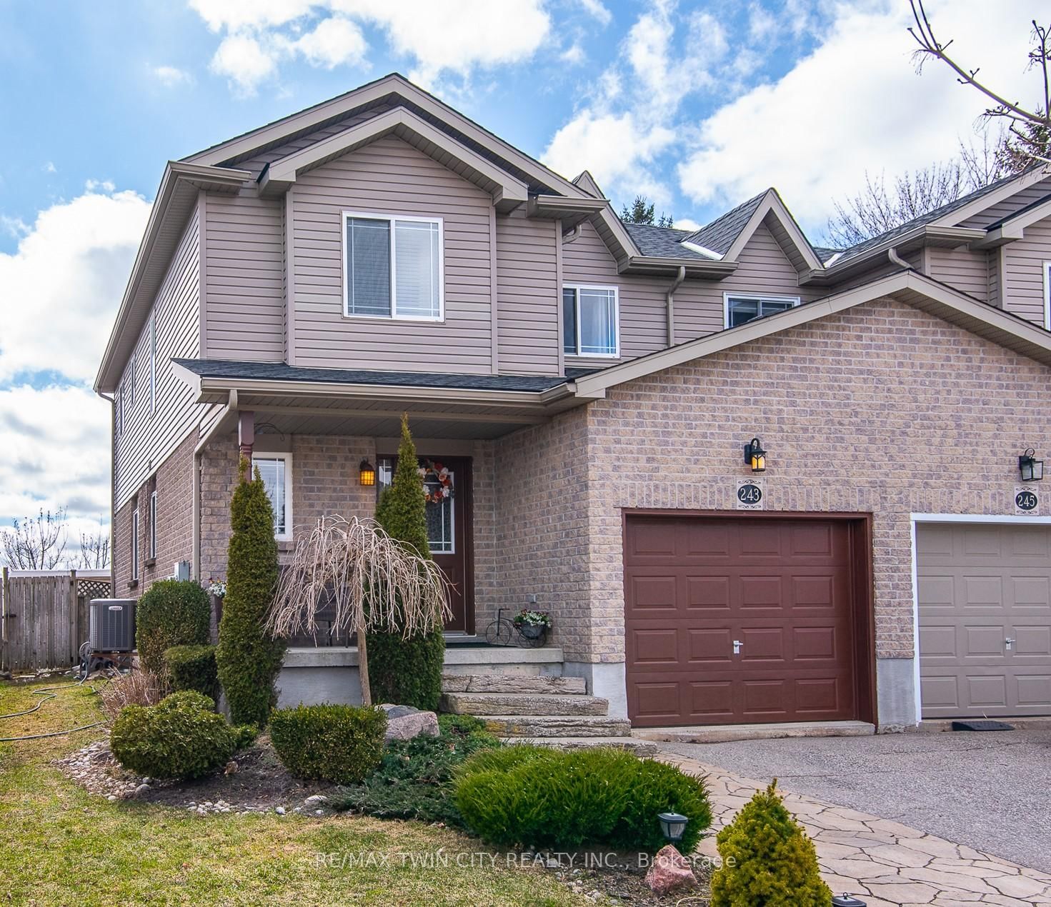 Semi-Detached House for sale at 243 Brenneman Drive, Wilmot, N3A 4N2 - MLS: X12074529