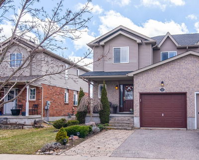 243 Brenneman Dr, Wilmot -  image-0-1