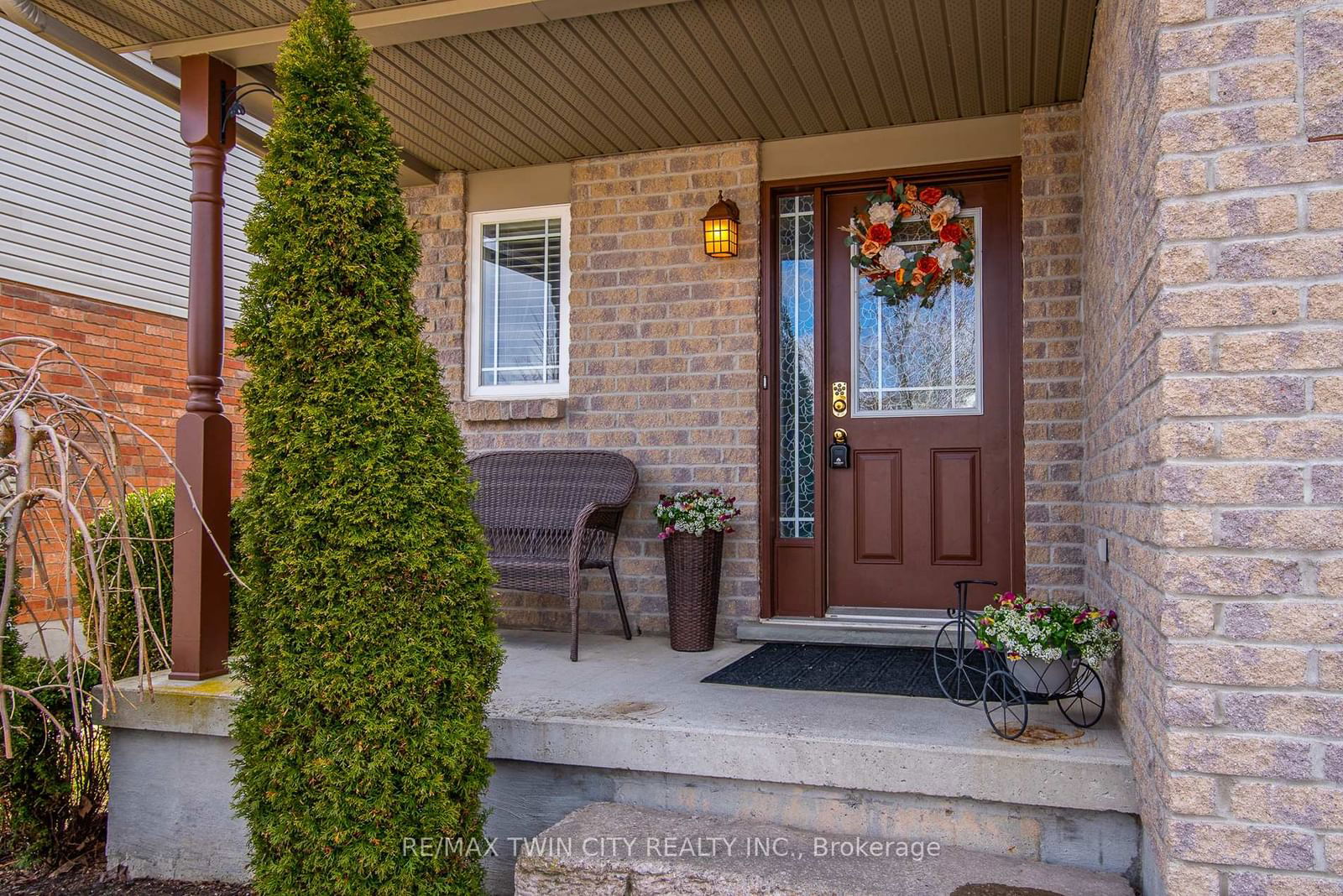 Semi-Detached House for sale at 243 Brenneman Drive, Wilmot, N3A 4N2 - MLS: X12074529