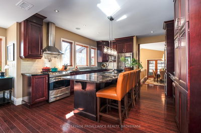 7955 Perth Rd, Perth Road - Frontenac South image-0-4