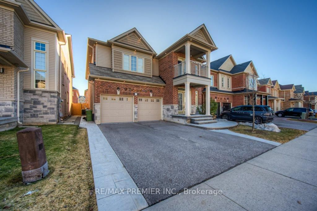 Detached House leased at 15 Babcock Street, Hamilton, Waterdown, L8B 0S6 - MLS: X12075082