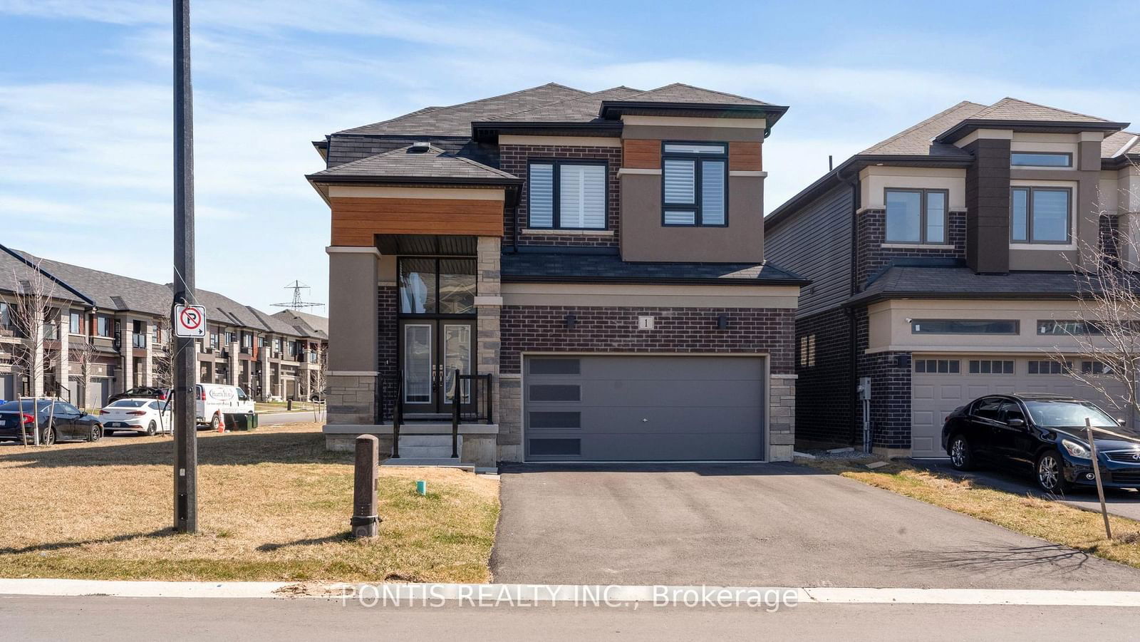 Detached House for sale at 1 Brewis Street, Brant, Paris, N3L 0L2 - MLS: X12075882