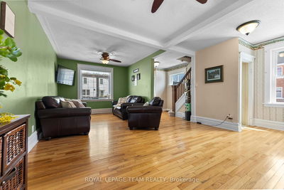 28 Bank St, Renfrew - Renfrew image-0-2
