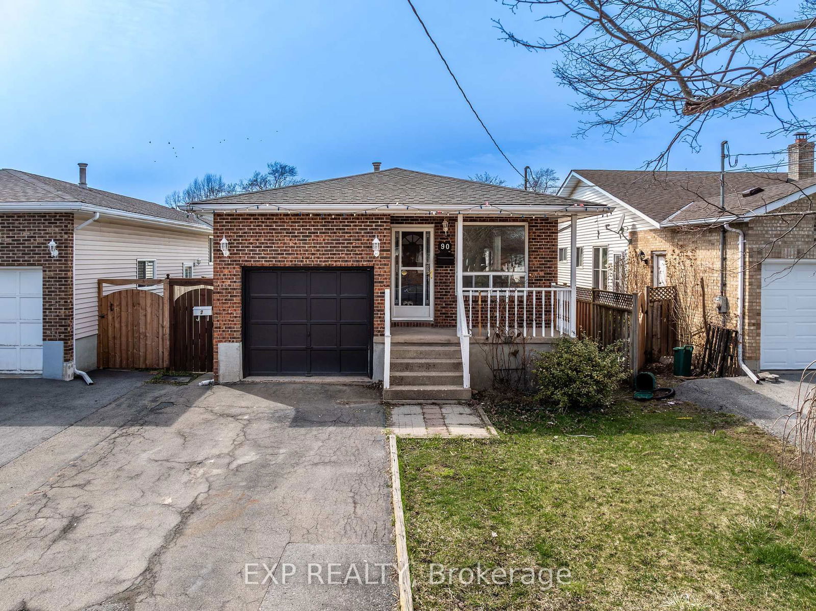 Detached House for sale at 90 Commercial Street, Welland, Lincoln/Crowland, L3B 5Y9 - MLS: X12076718
