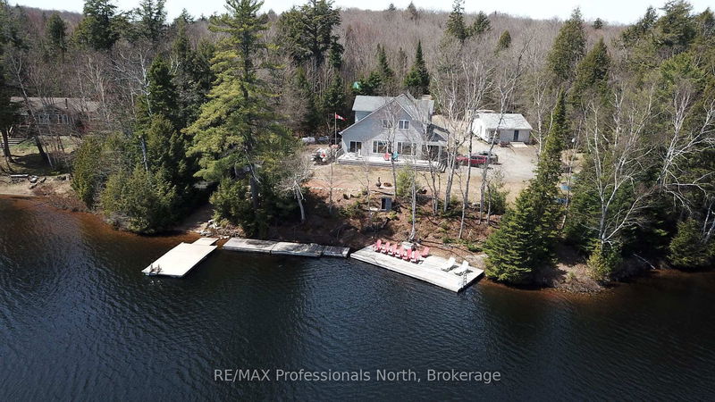 Unit 3 — 2901 Limberlost Rd, Lake of Bays - Finlayson image-0-0