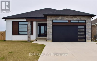 3595 Mia Lane, Plympton-Wyoming - Plympton Wyoming