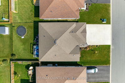 56 Mcintosh Cres, Quinte West - Murray Ward image-0-1