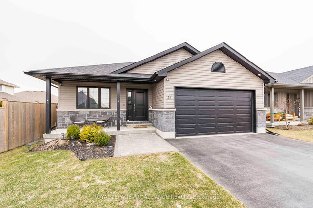 38 Deacon Place