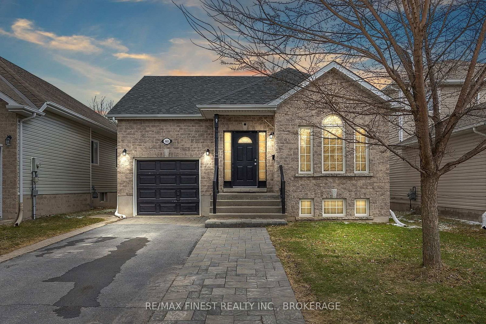 Detached House for sale at 468 Weston Crescent, Kingston, East Gardiners Rd, K7M 9E8 - MLS: X12077031