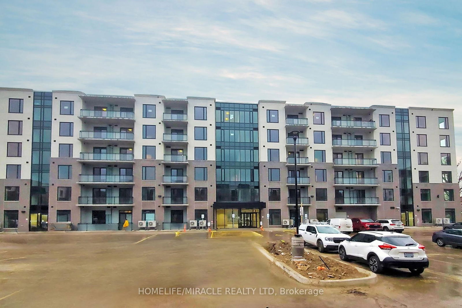 Condo for sale at 502-107 Roger Street, Waterloo, N2J 1A4 - MLS: X12077719