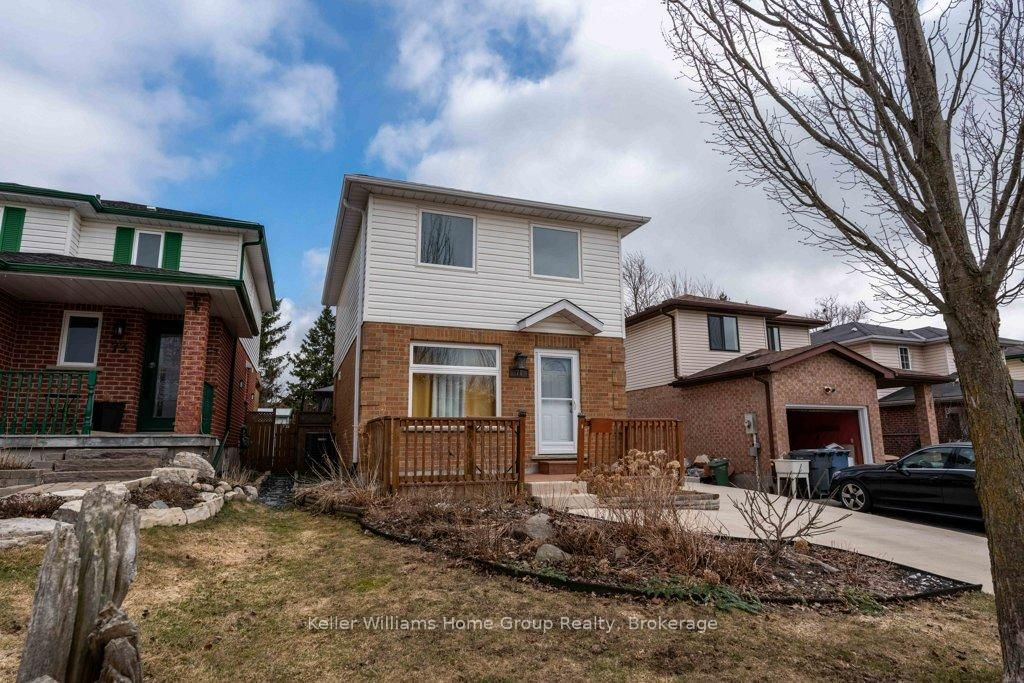 Detached House sold at 71 Watt Street, Guelph, Grange Road, N1E 6W6 - MLS: X12077766