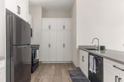 Unit 345 — 2274 Princess St, Kingston - City Northwest image-0-4