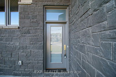 1206 STE MARIE St, Russell - Embrun image-0-2
