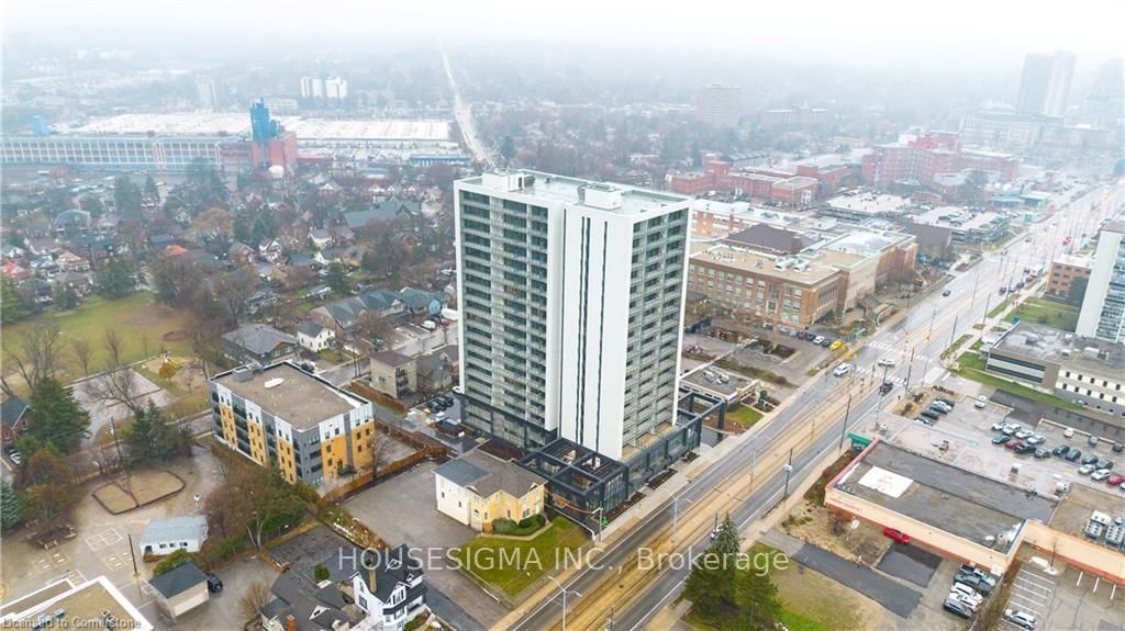 Condo for sale at 103-741 King Street, Kitchener, N2G 0E9 - MLS: X12077967
