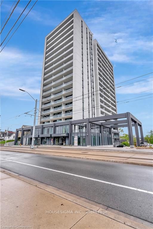 Condo for sale at 103-741 King Street, Kitchener, N2G 0E9 - MLS: X12077967