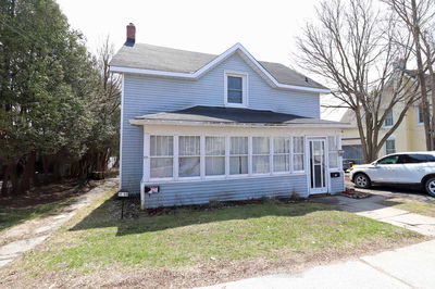 11 Russell St, Smiths Falls - Smiths Falls