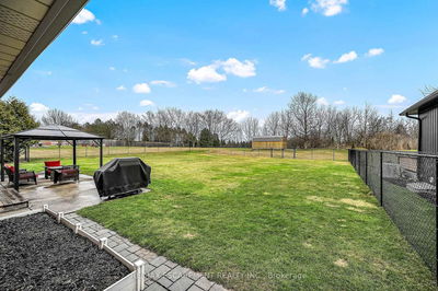33 ECHO St, Haldimand - Haldimand image-0-1
