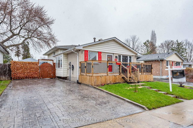 22 Upcott Crescent