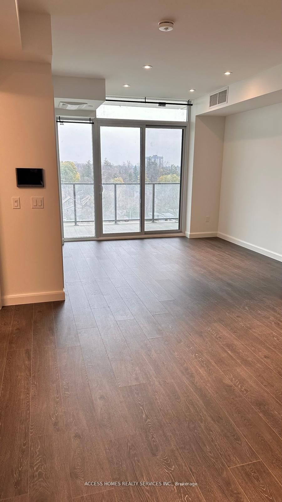 Condo leased at 603-741 King Street, Kitchener, N2G 1E5 - MLS: X12078724