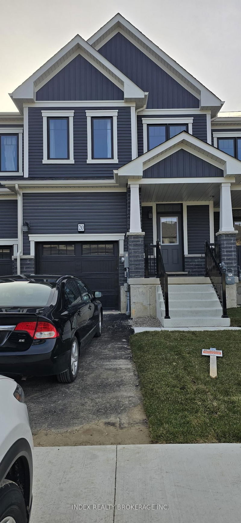 home for lease on 20 Lonsdale Road W