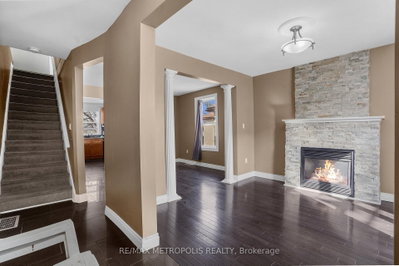Detached House leased at 201 BAY Street, Hamilton, Ontario, L8R 2R1 - Central - MLS: X12078907