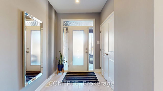 74 Finsbury Avenue