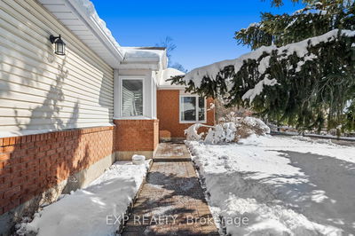 1 Heather Glen Crt, Stittsville - Stittsville (Central) image-0-3