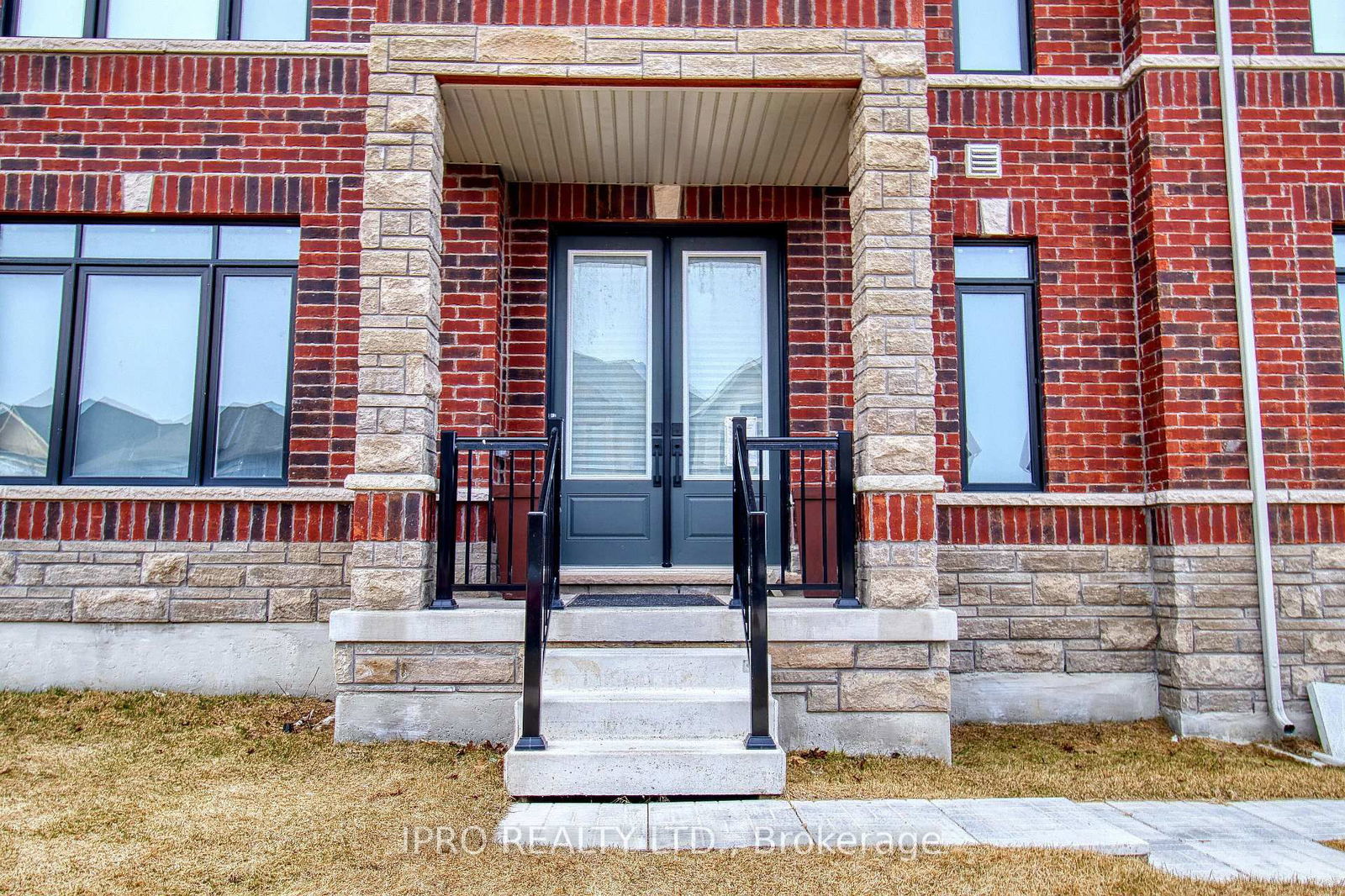 Detached House for sale at 41 Steadman Street, Cambridge, N1S 0C7 - MLS: X12079423
