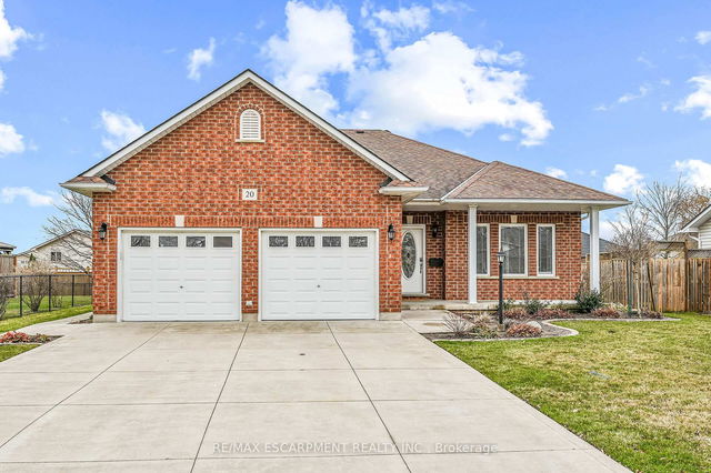 20 Oak Crescent