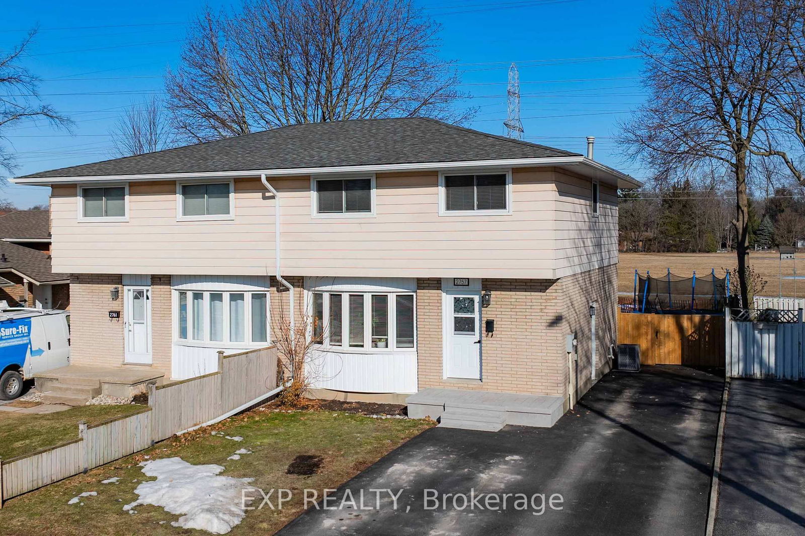 Semi-Detached House sold at 2757 Wedgewood Crescent, Niagara Falls, Stamford, L2J 2B6 - MLS: X12079670