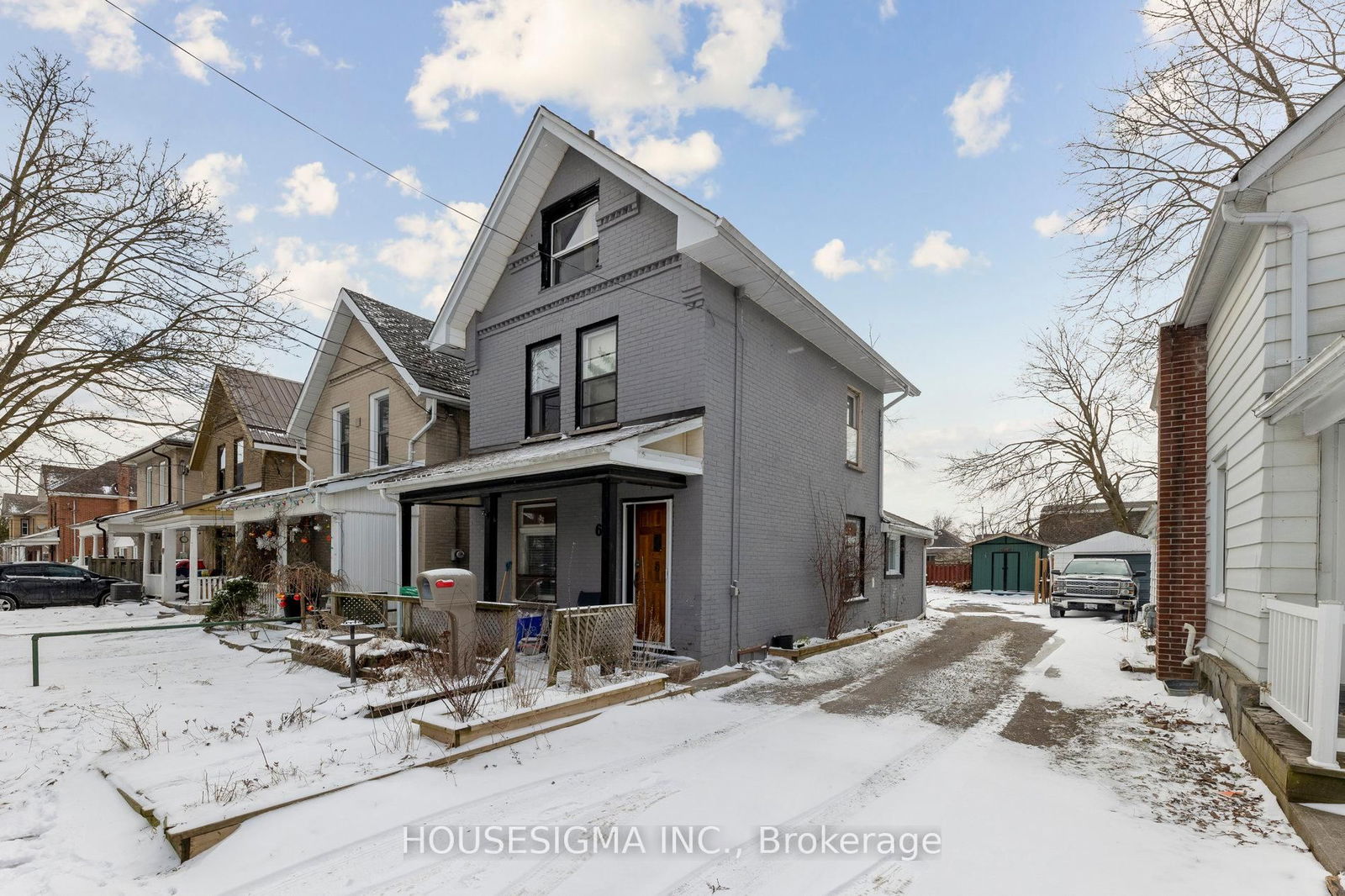 Detached House for sale at 635 Brown Street, Peterborough, Otonabee, K9J 4K6 - MLS: X12080031