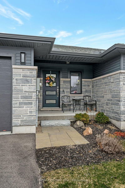 69 Dewal Pl, Belleville - Belleville Ward image-0-2