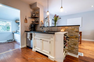 13 Violet St, St. Catharines - Grapeview image-0-2