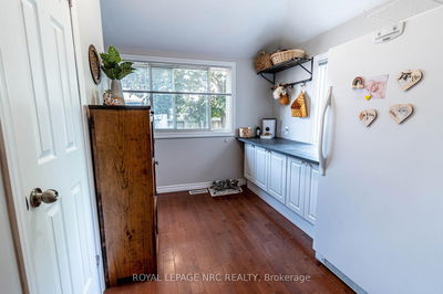 13 Violet St, St. Catharines - Grapeview image-0-3