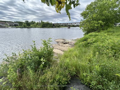 91 CLAUDE St, Arnprior - Arnprior image-0-3