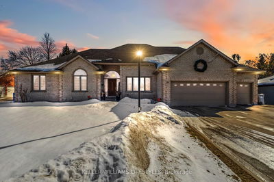87 Sir James Crt, Middlesex Centre - Arva