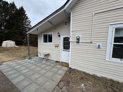 22 Wilson St, Chalk River - Chalk River and Laurentian Hills South image-0-3