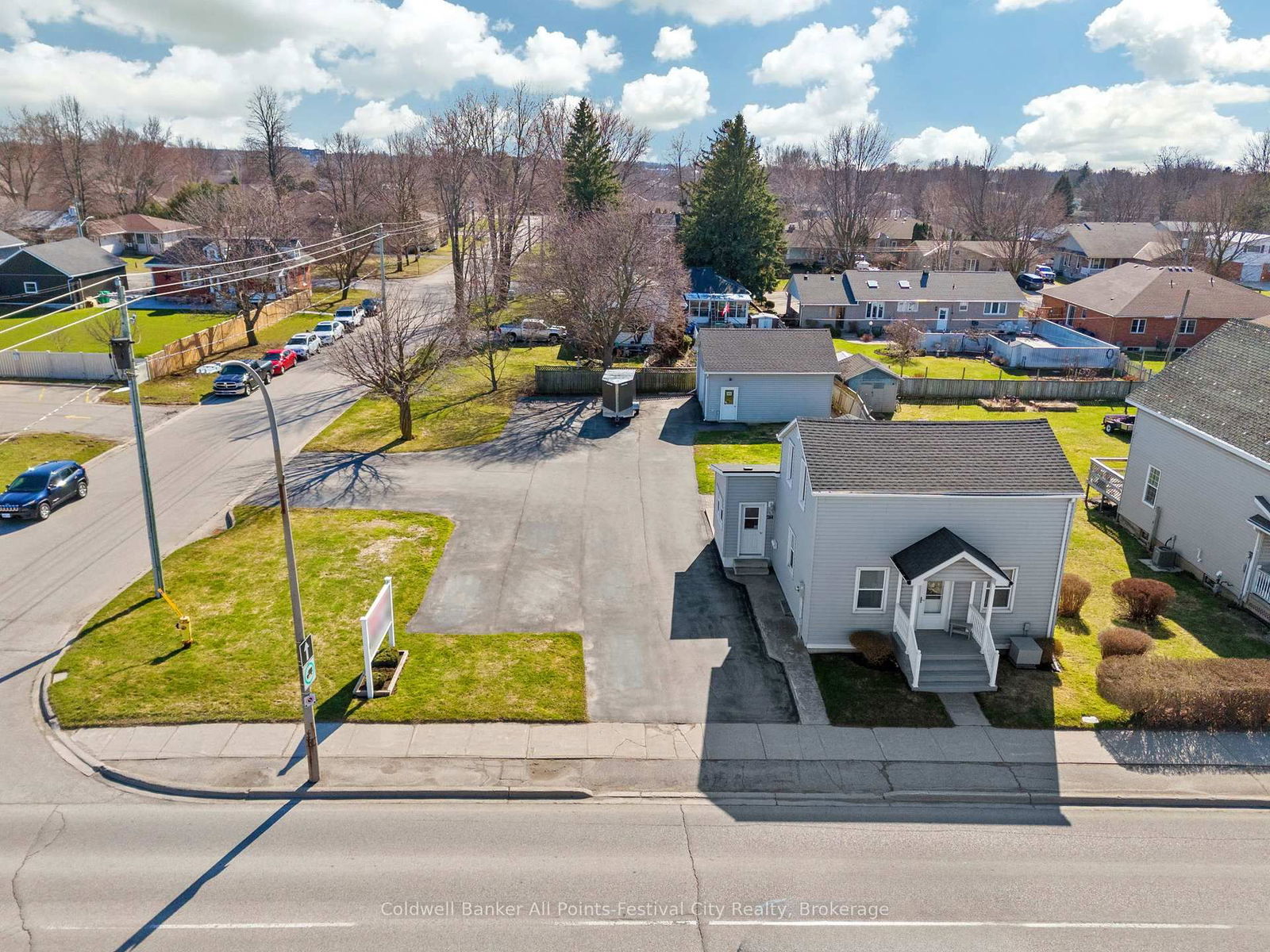 Detached House for sale at 264 Huron Road, Goderich, Goderich (Town), N7A 2Z9 - MLS: X12081087