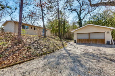 7933 KATHARINE Cres, Lambton Shores - Port Franks