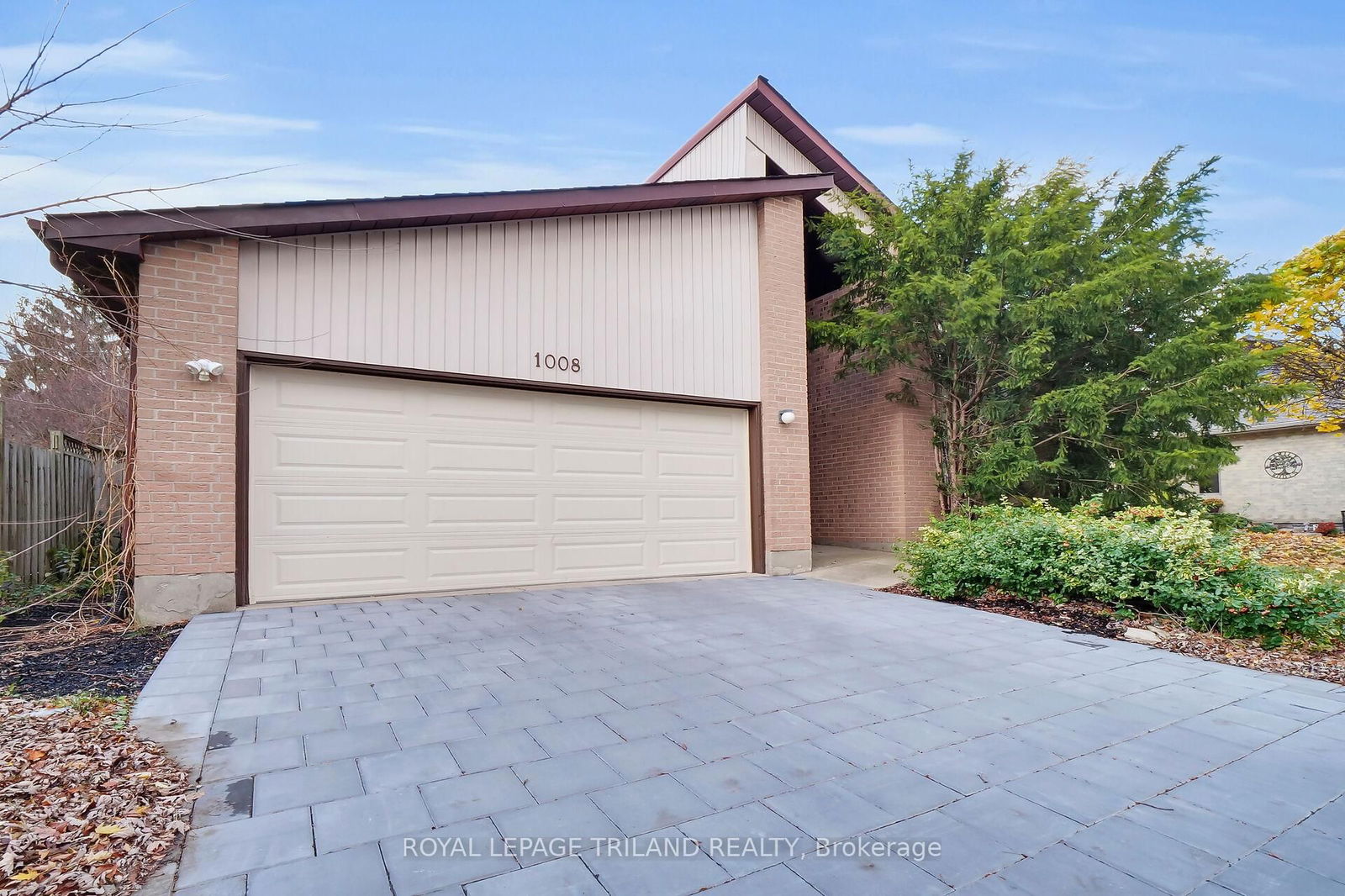 Detached House for sale at 1008 Thistledown Way, London, North I, N6G 4L7 - MLS: X12081551