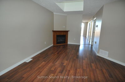 1326 15th ST B St, Owen Sound - Owen Sound image-0-2