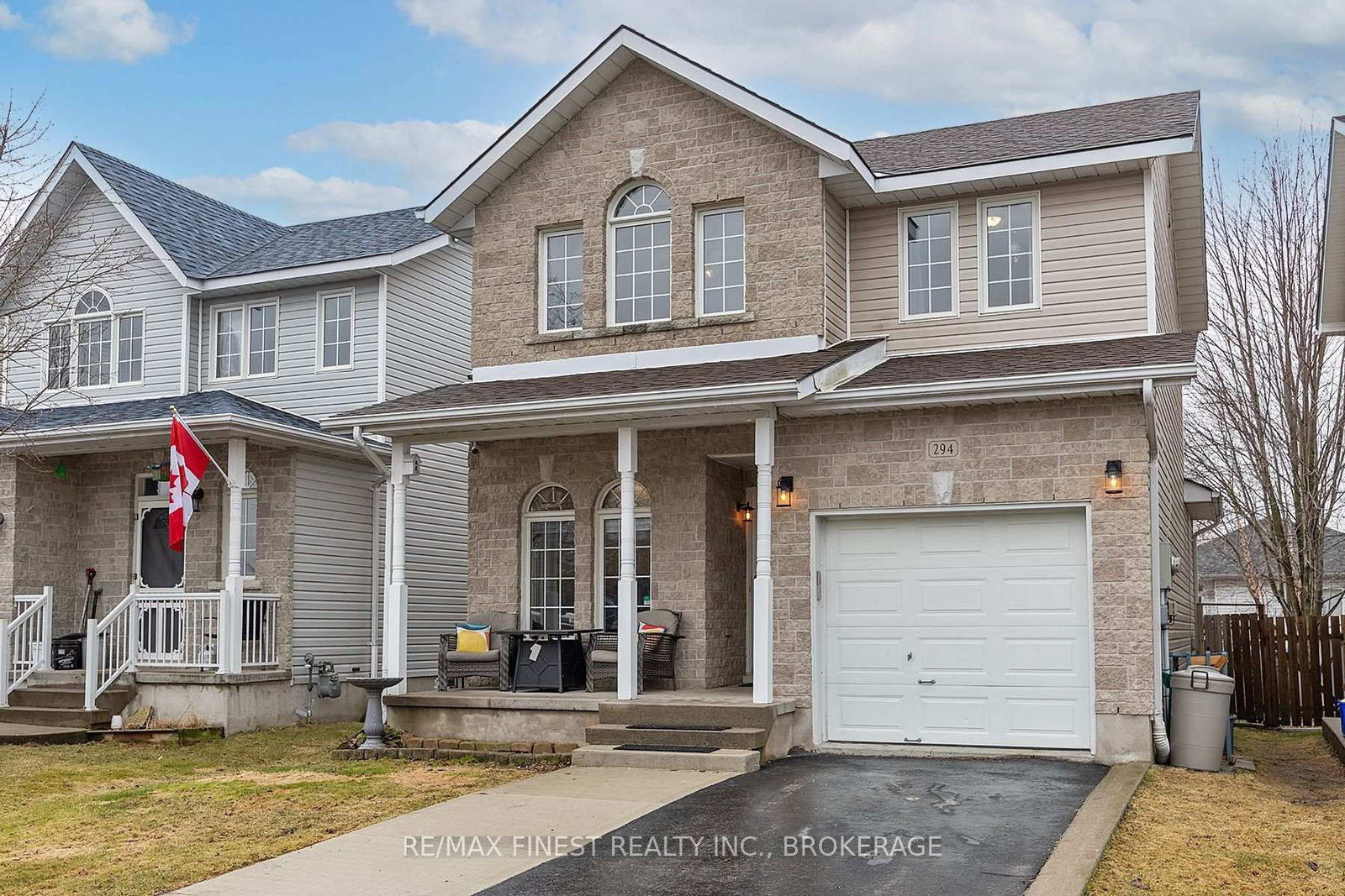 Detached House for sale at 294 Quarry Pond Court, Kingston, Kingston East (Incl Barret Crt), K7K 7L6 - MLS: X12081584