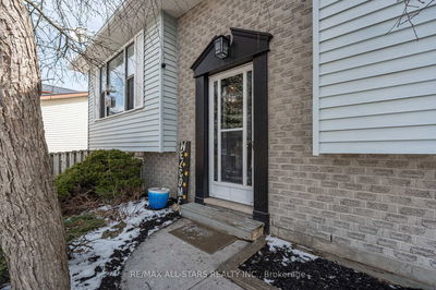 2431 Mountland Dr, Peterborough West - 2 Central image-0-1