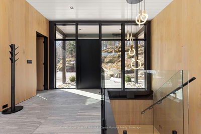 Unit 3 — 3864 MUSKOKA RD 118W, Muskoka Lakes - Medora image-0-3