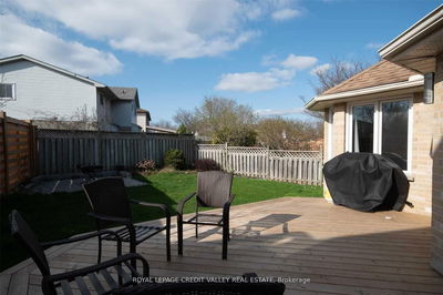 123 Napoleon Crt, London - East I image-0-3