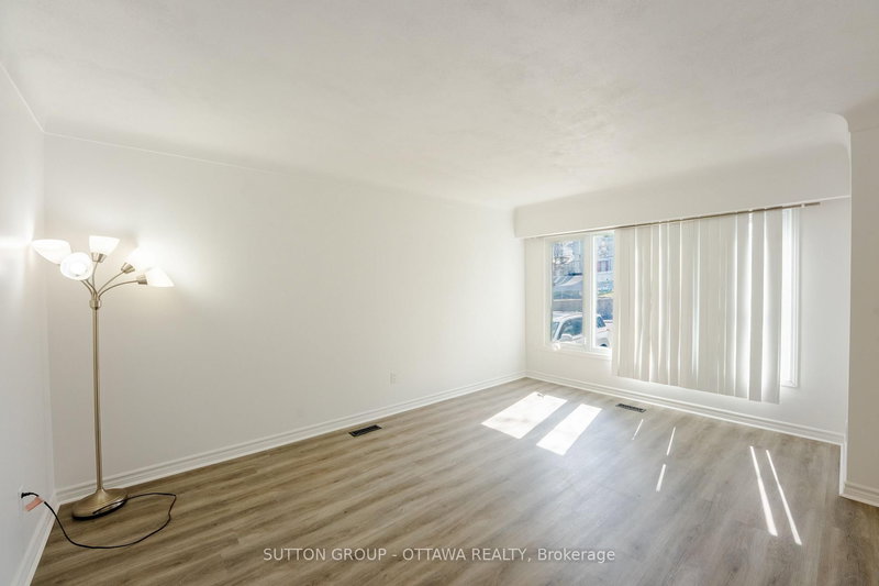 231 Perth St, Brockville, K6V 5E7 | Image 3