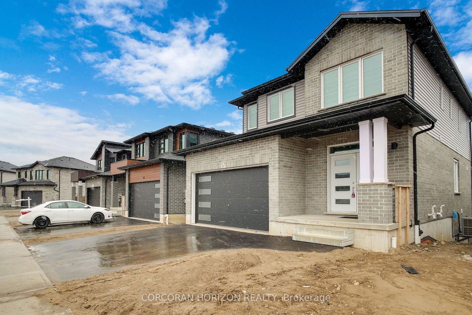 Detached House for lease at 48 Moon Crescent, Cambridge, N1S 5A7 - MLS: X12082091