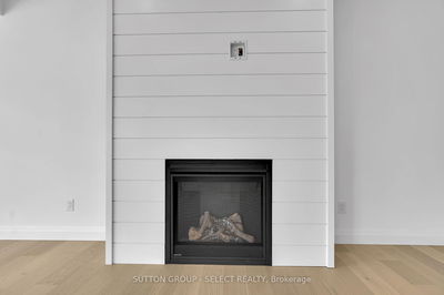 9 BRISCOE Cres, Strathroy-Caradoc - NE image-0-4